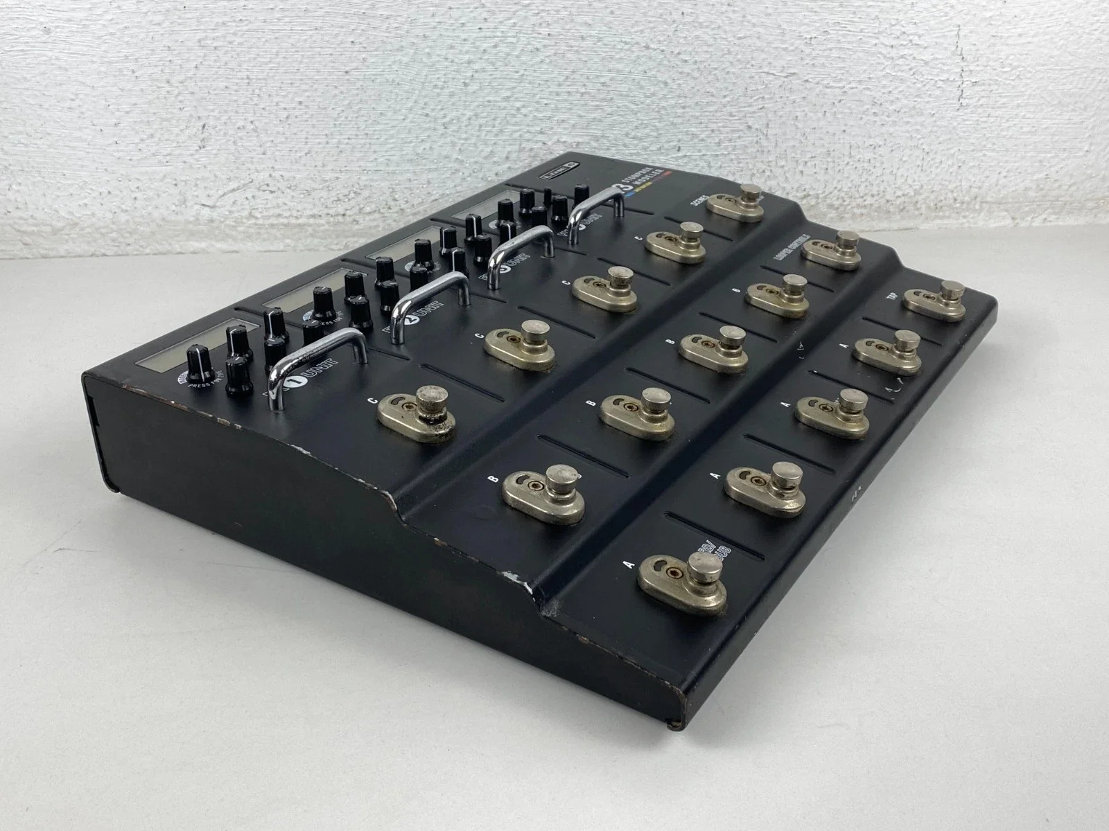 Line6 M13 Effect Processor