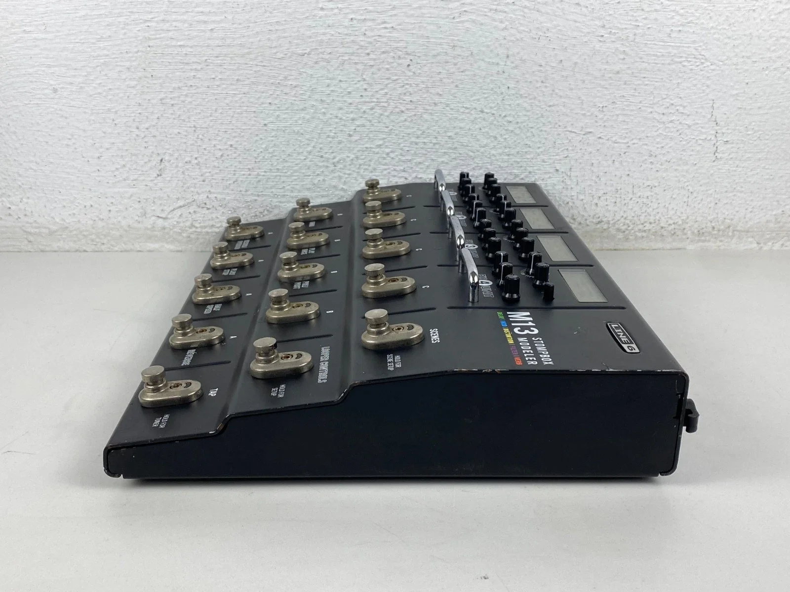 Line6 M13 Effect Processor