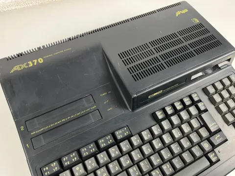 Sanyo Wavy Computer AX370