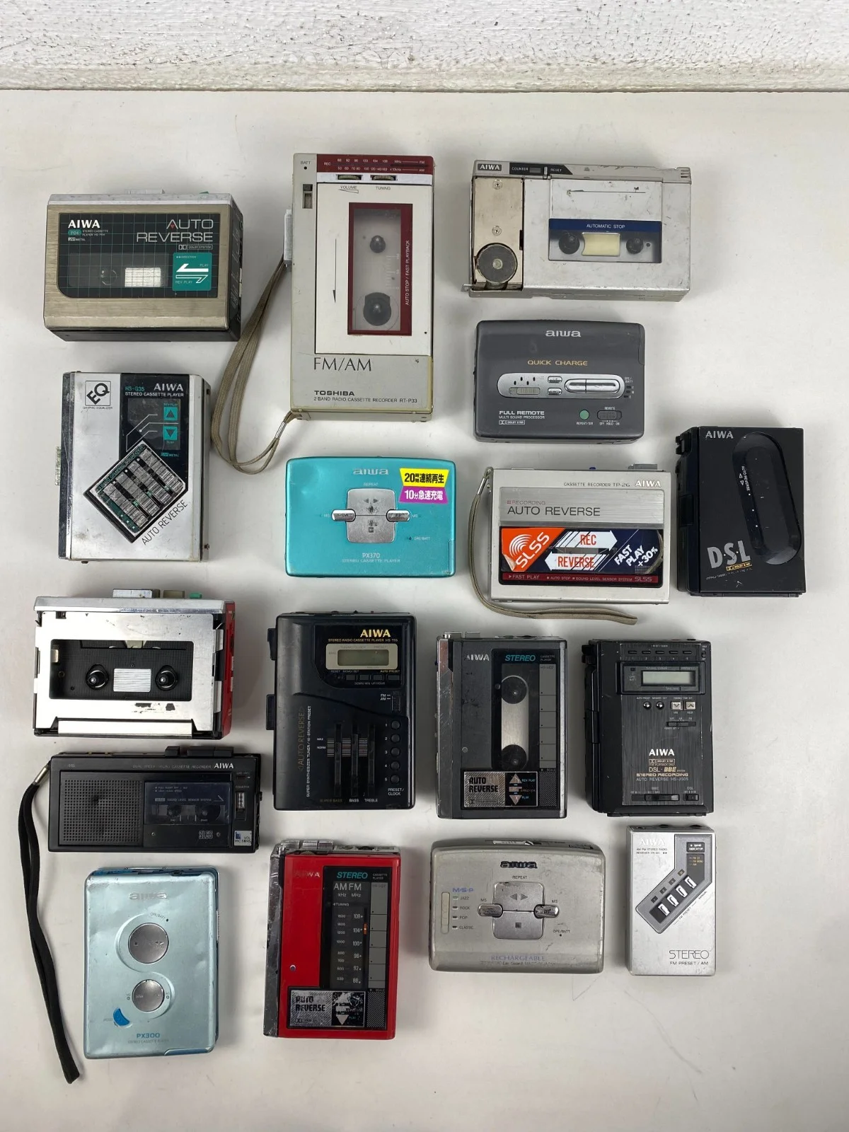 Aiwa Walkman HS-P04 / TP-27 / HS-G35 / HS-J07 / TP-26