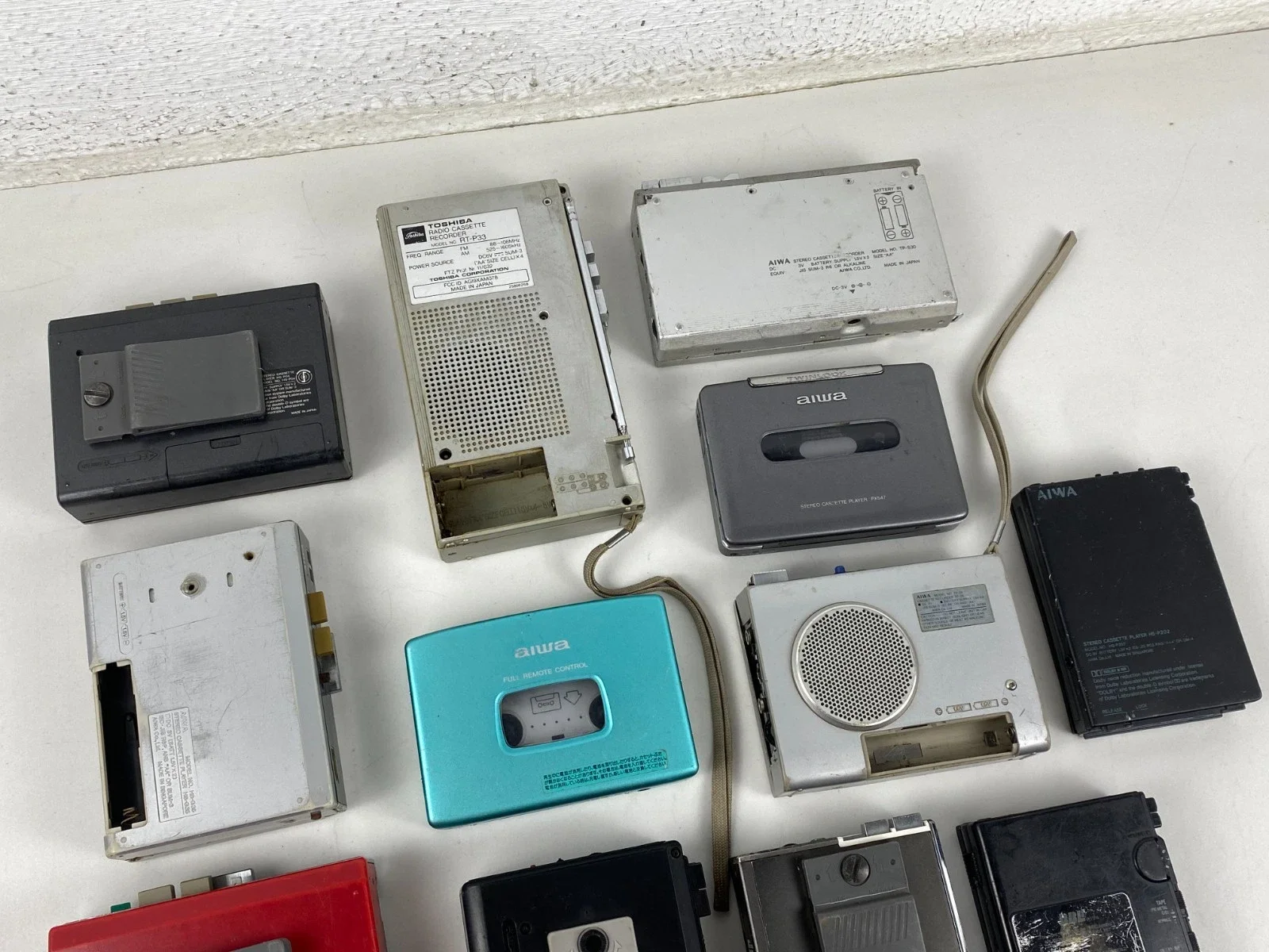 Aiwa Walkman HS-P04 / TP-27 / HS-G35 / HS-J07 / TP-26