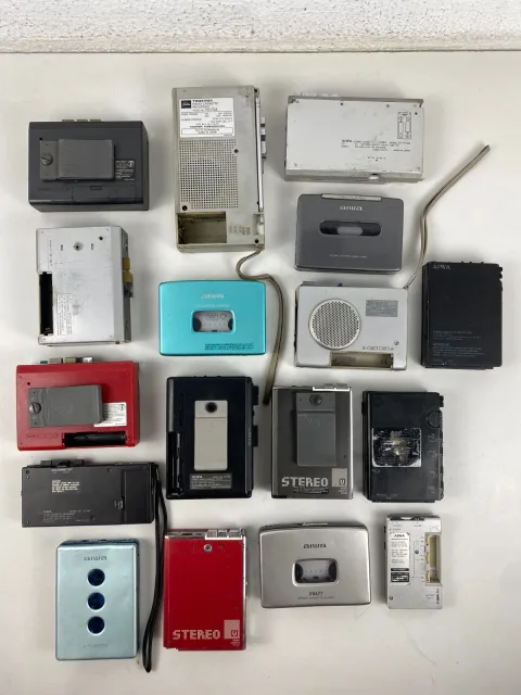 Aiwa Walkman HS-P04 / TP-27 / HS-G35 / HS-J07 / TP-26