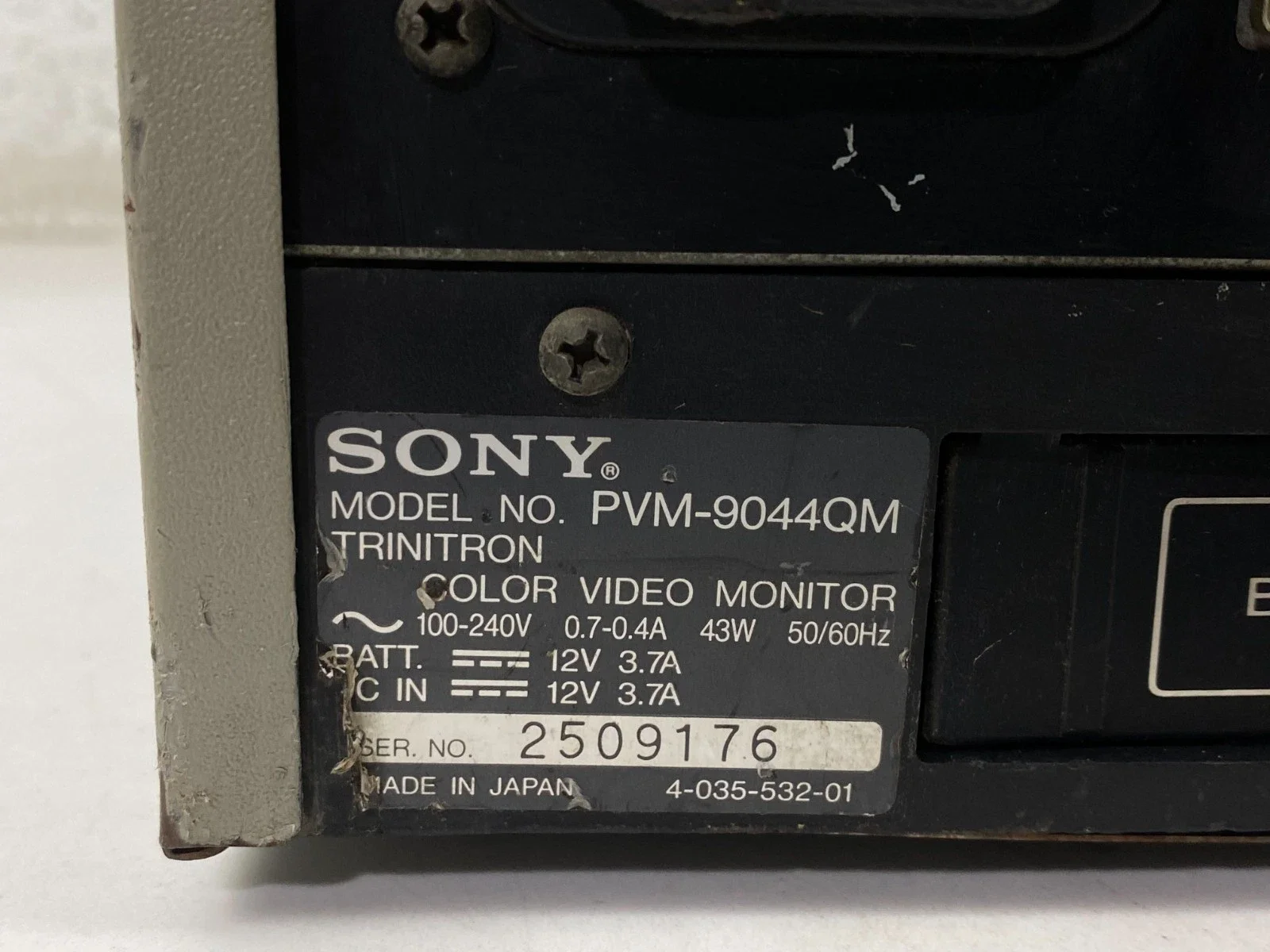 Sony PVM-9044QM Professional Monitor 9-inch