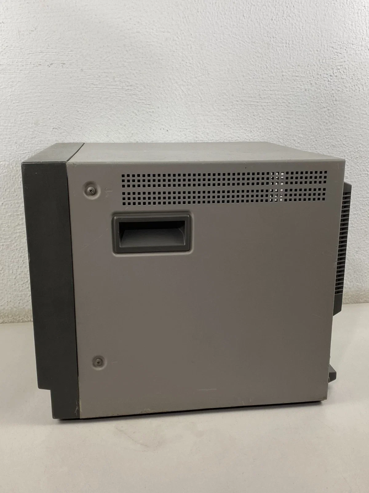 Sony PVM-14N5U Monitor
