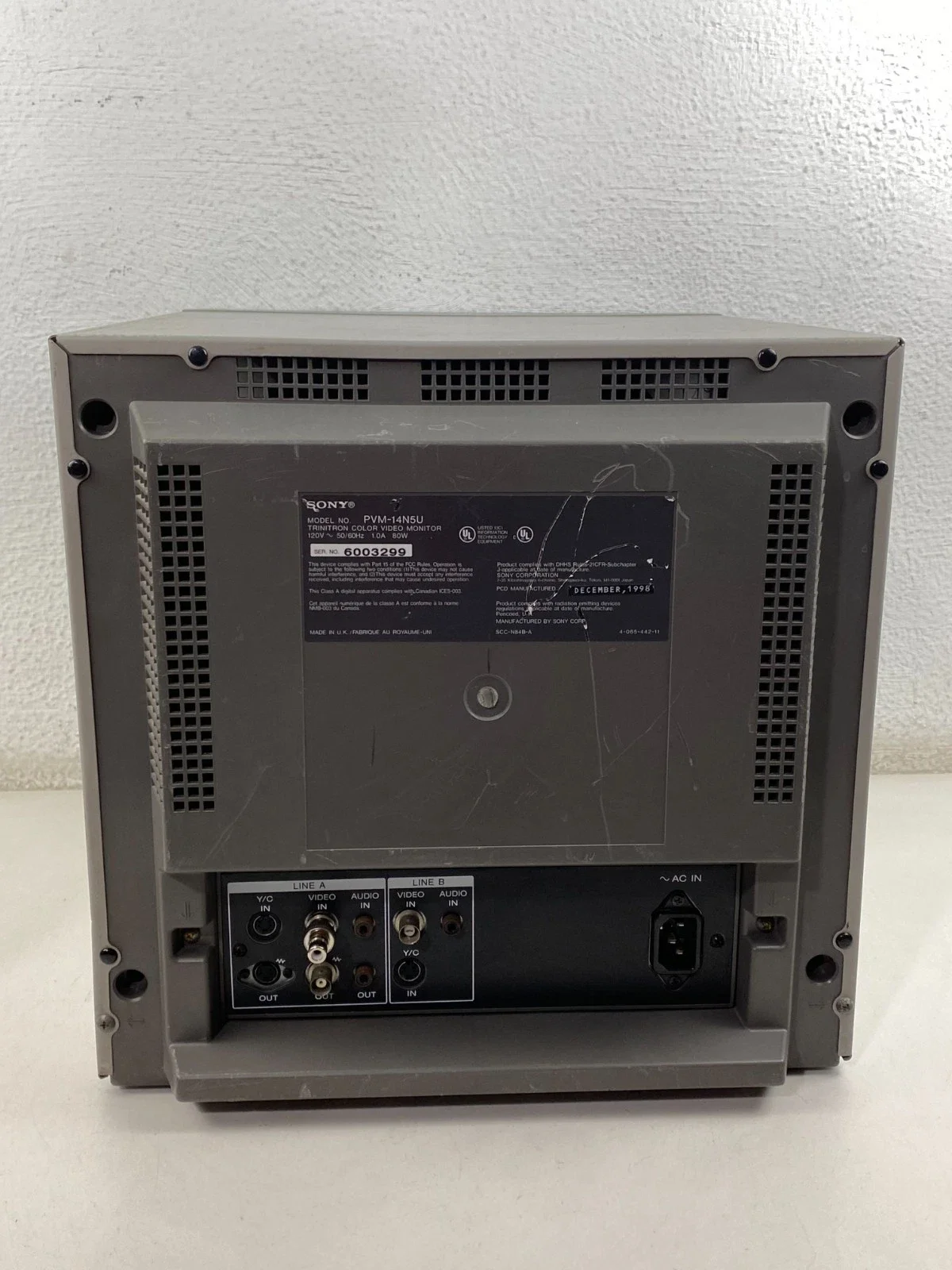 Sony PVM-14N5U Monitor