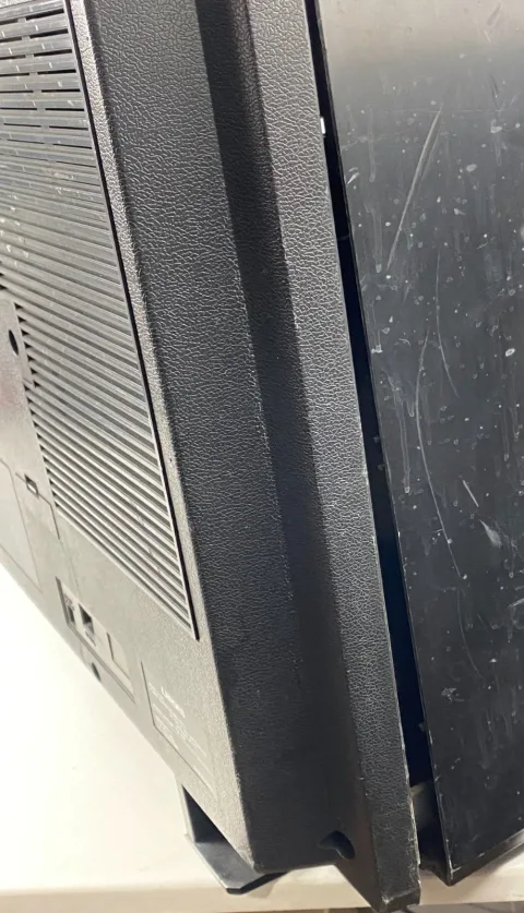 LARSEN Q-100 Boombox