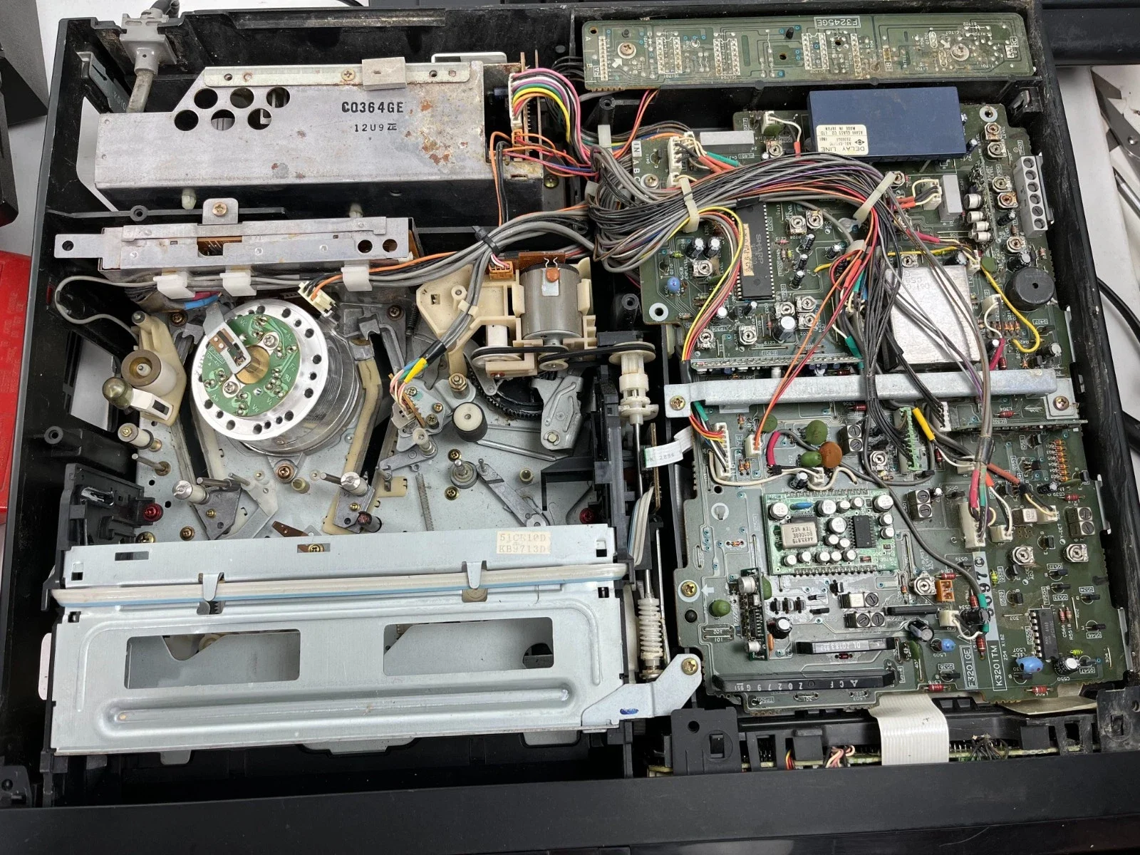 Sharp VC-S1000G Video Cassette Recorder