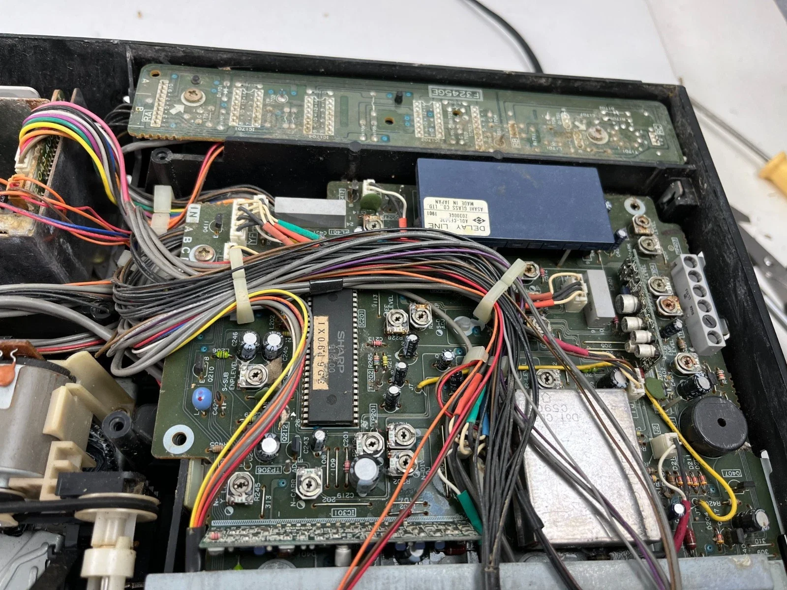Sharp VC-S1000G Video Cassette Recorder