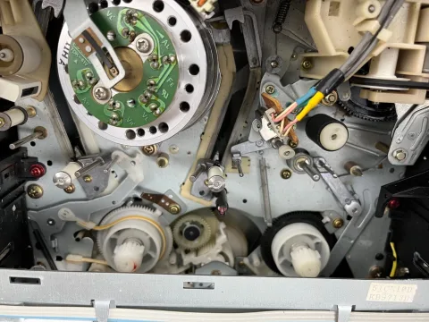 Sharp VC-S1000G Video Cassette Recorder