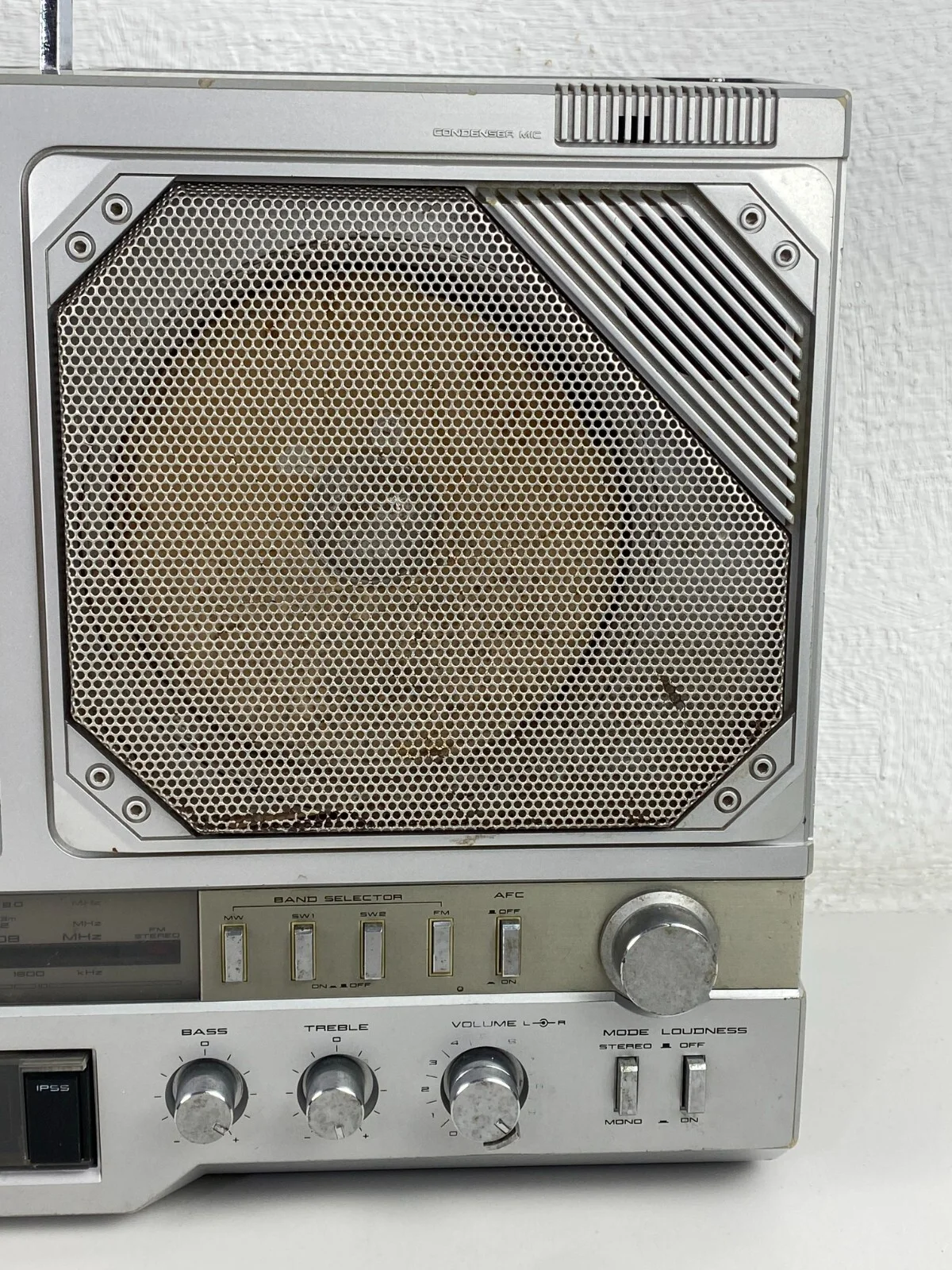 AKAI AJ 530 Boombox