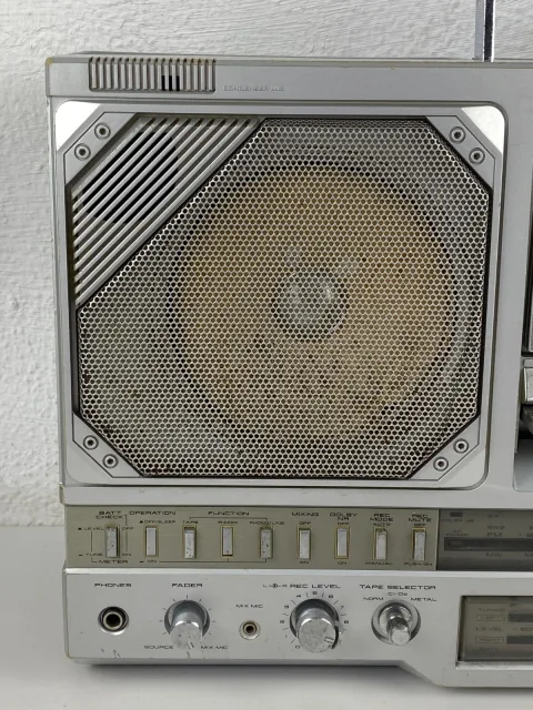 AKAI AJ 530 Boombox