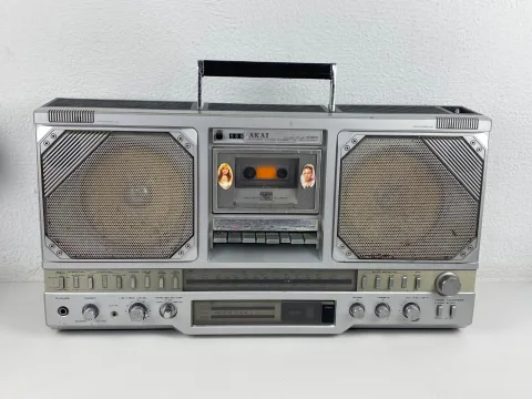 AKAI AJ 530 Boombox