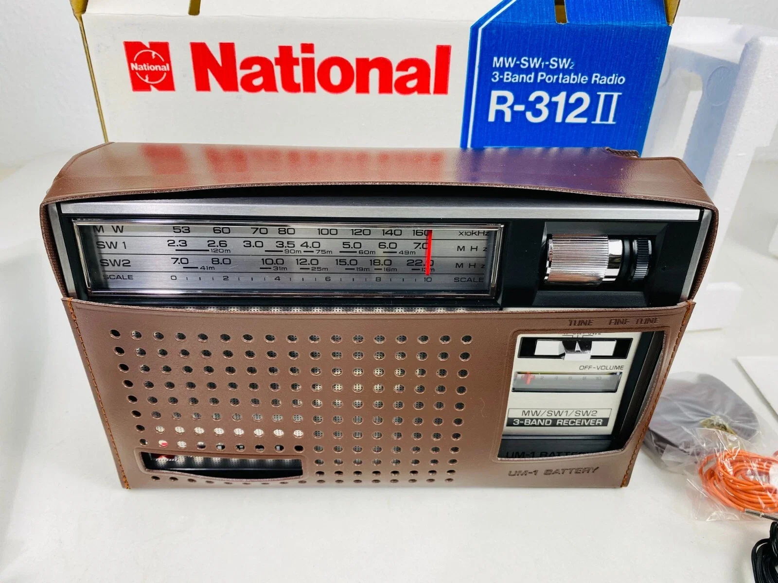 National Panasonic R-312II Portable Radio