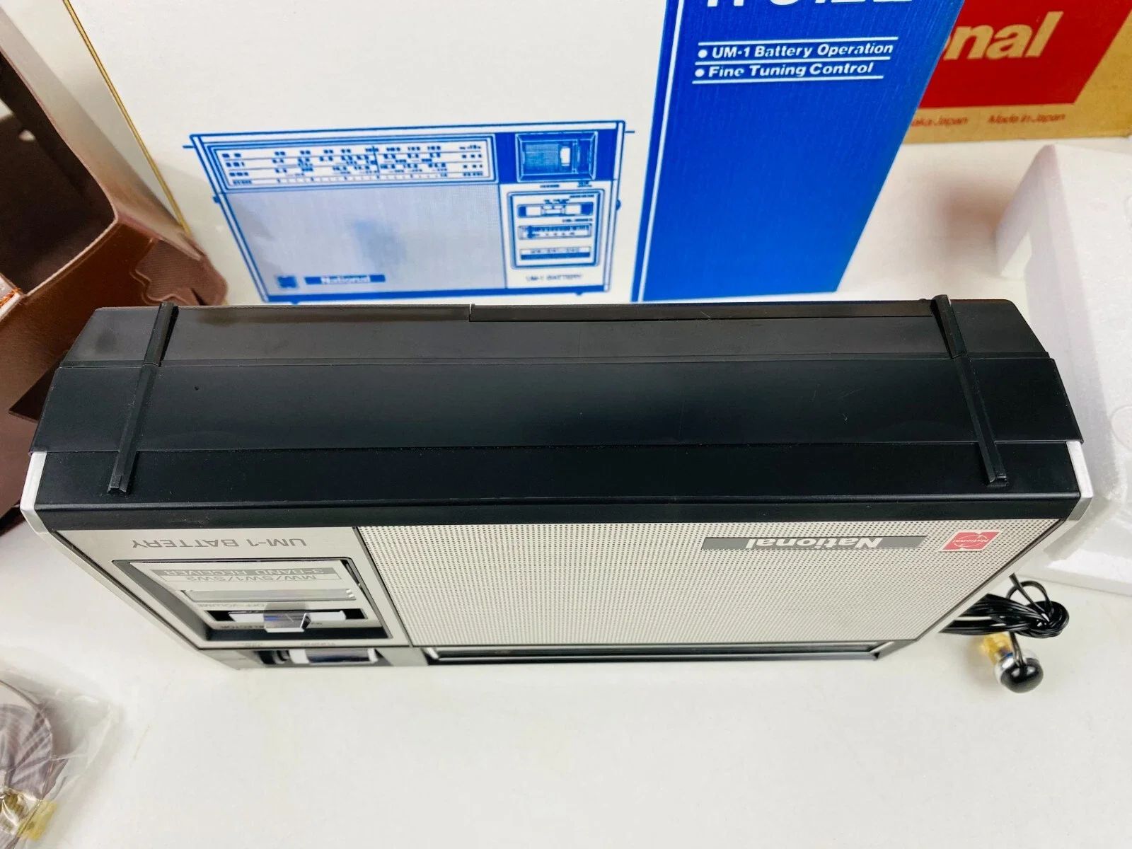 National Panasonic R-312II Portable Radio