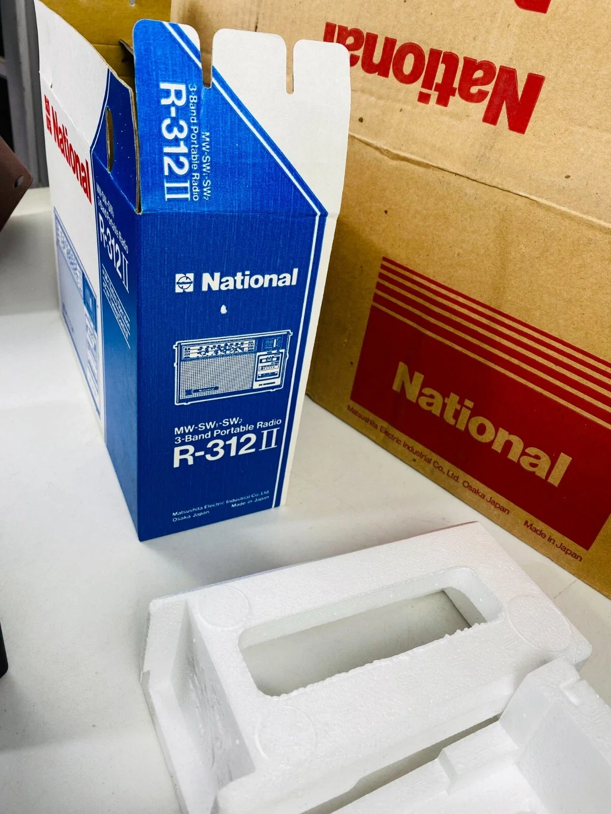 National Panasonic R-312II Portable Radio