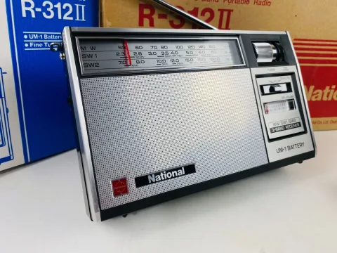National Panasonic R-312II Portable Radio
