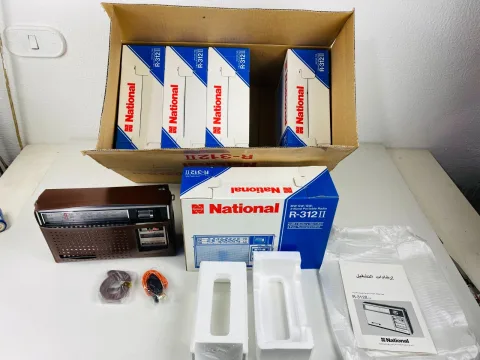 National Panasonic R-312II Portable Radio
