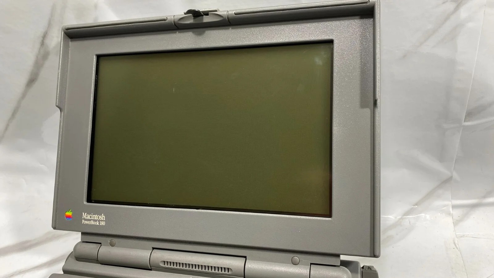 Apple PowerBook 180 M4440 Laptop