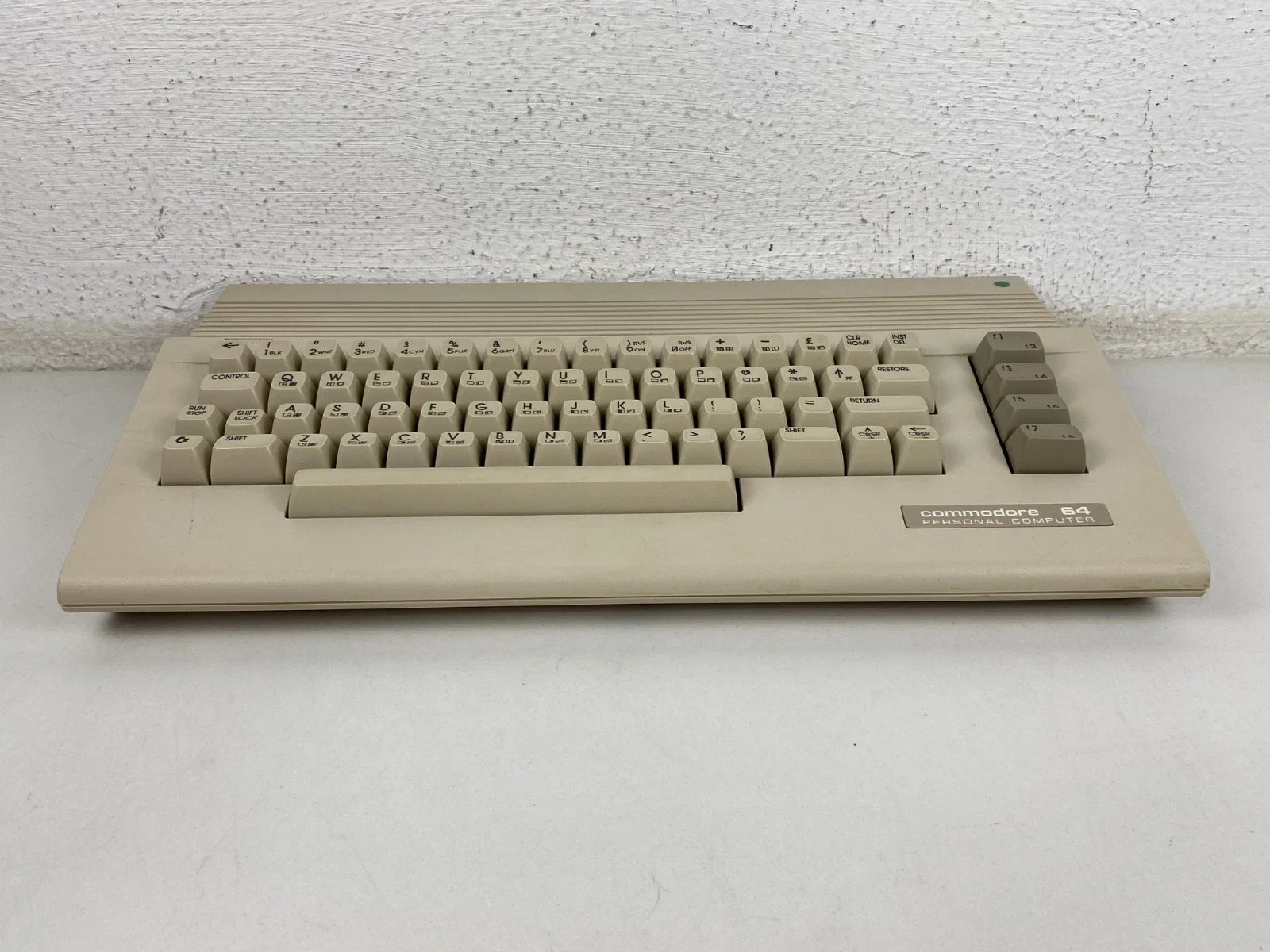 Commodore 64C Personal Computer