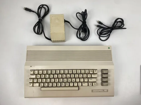 Commodore 64C Personal Computer