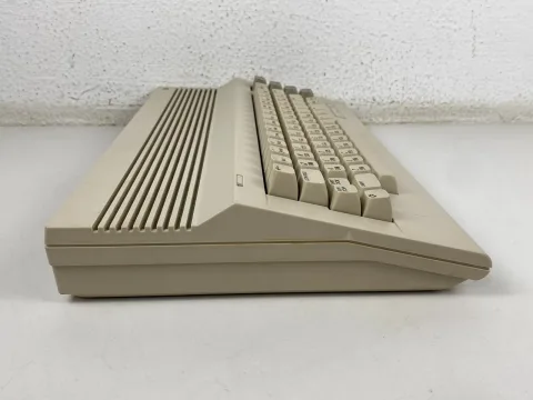 Commodore 64C Personal Computer