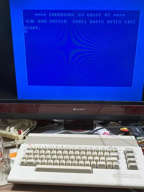 Commodore 64C Personal Computer