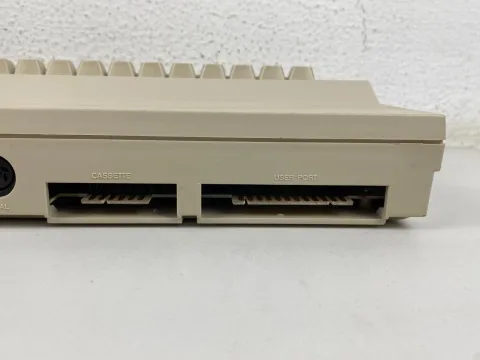 Commodore 64C Personal Computer