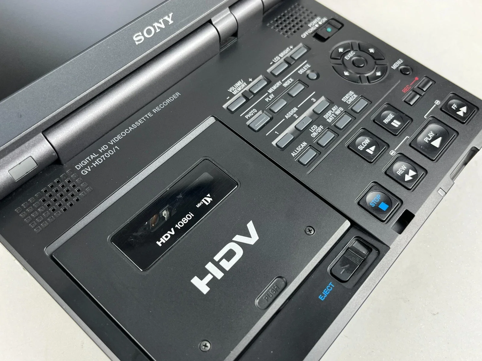 Sony GV-HD700E/1 Video Cassette Recorder