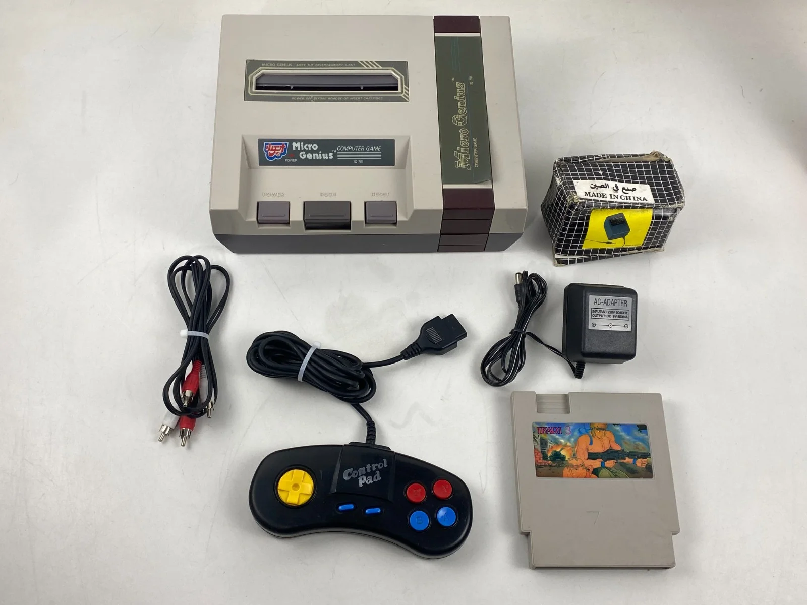 Micro Genius IQ-701 Video Game Console
