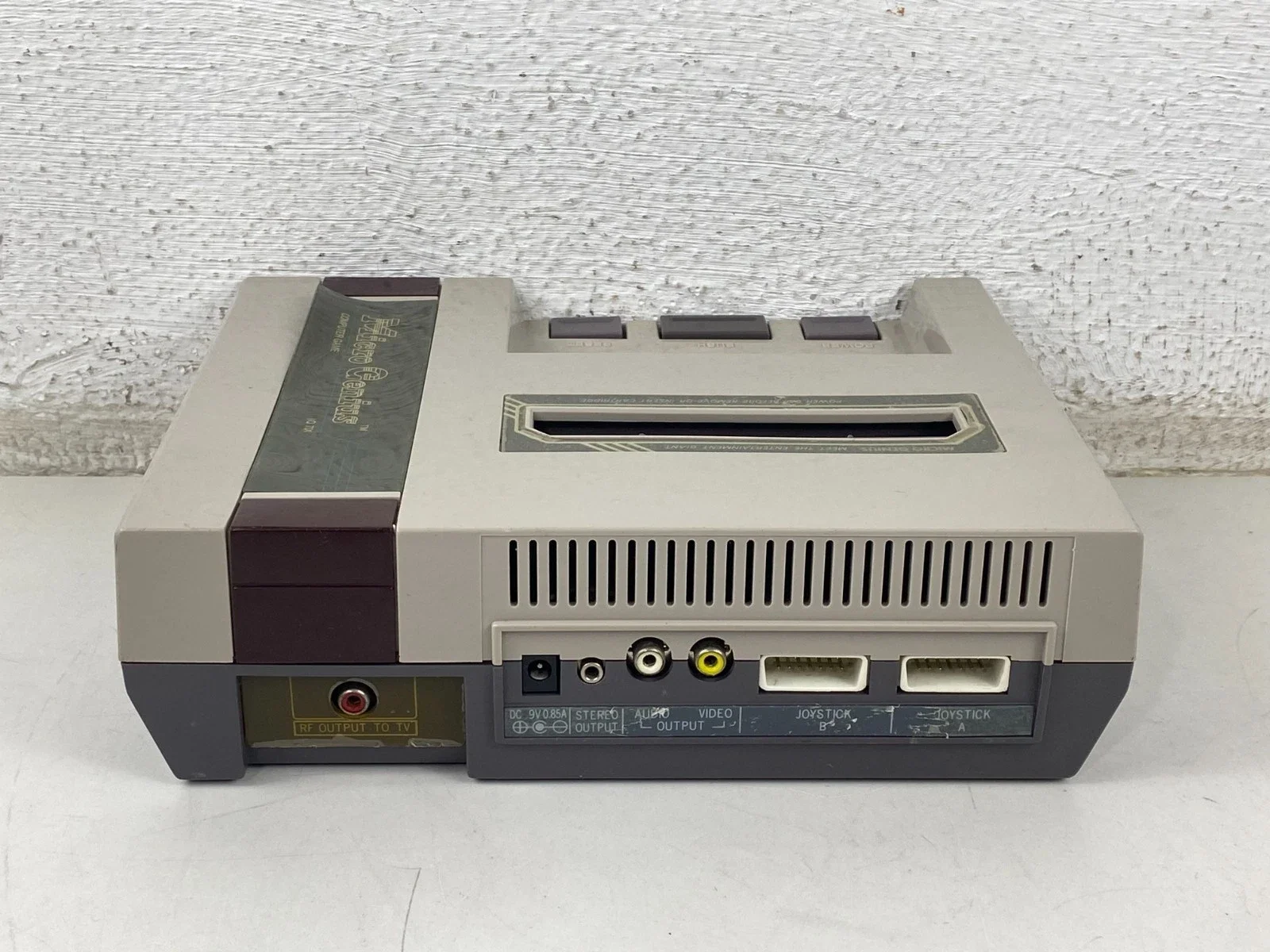 Micro Genius IQ-701 Video Game Console