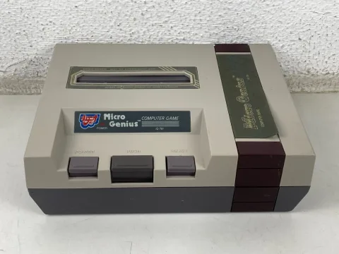 Micro Genius IQ-701 Video Game Console