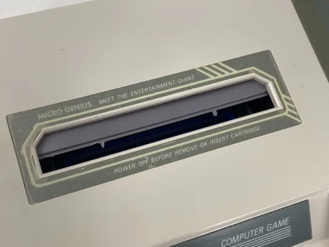Micro Genius IQ-701 Video Game Console