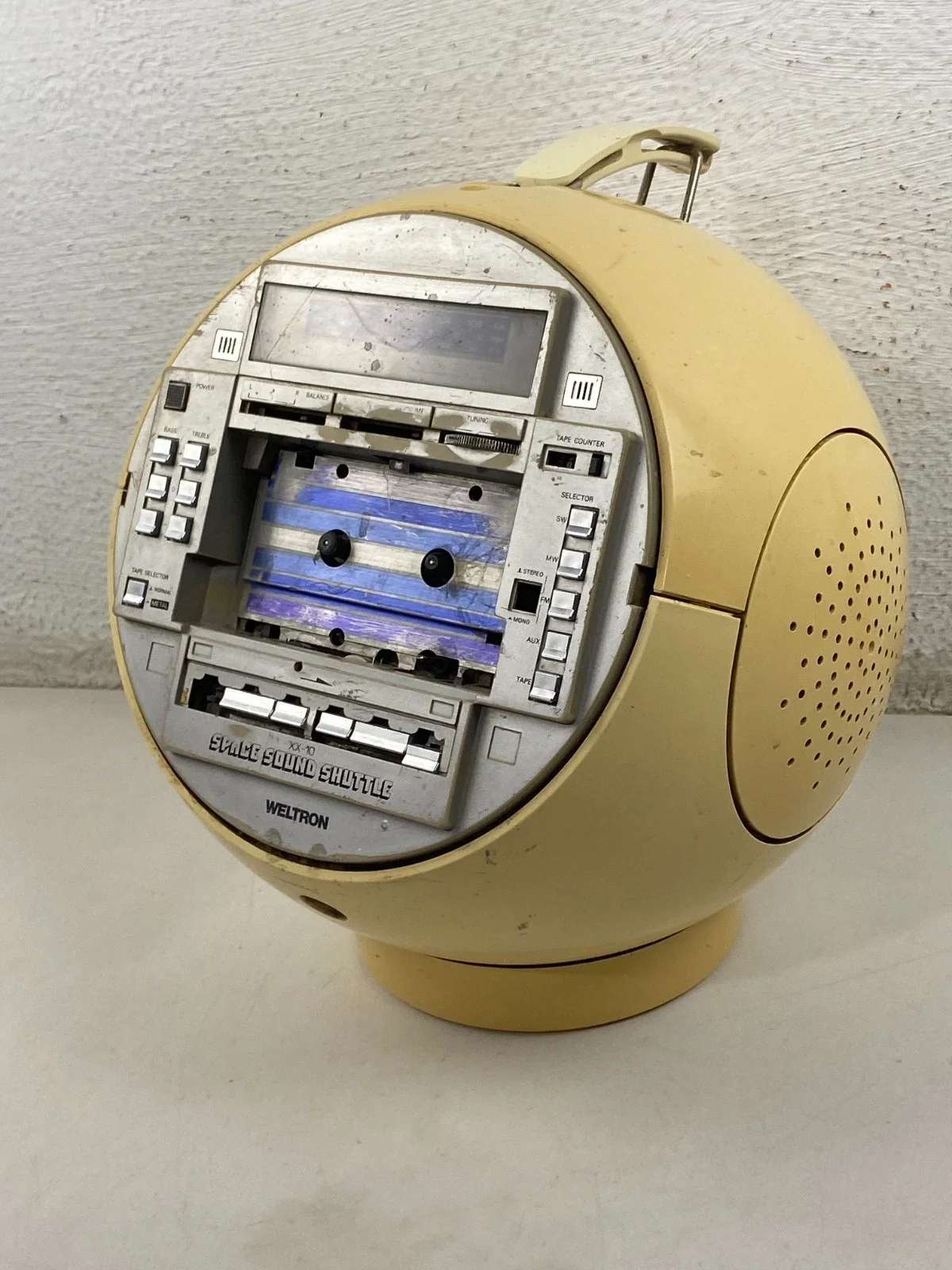 Weltron XX-10 Radio Cassette Recorder