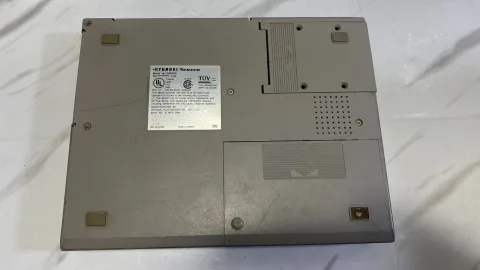 Hyundai Neuron 433 SLCC Laptop