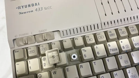 Hyundai Neuron 433 SLCC Laptop