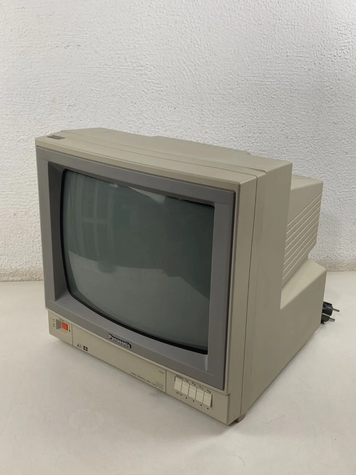 Panasonic WV-CM146/G Video Monitor 14-inch
