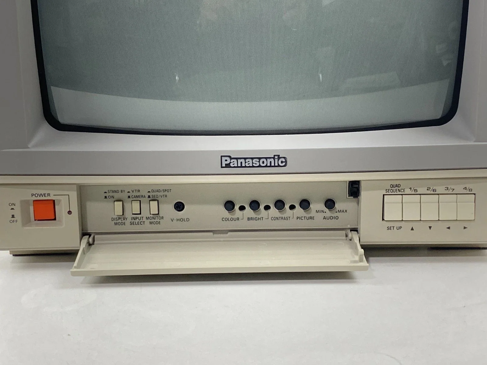 Panasonic WV-CM146/G Video Monitor 14-inch