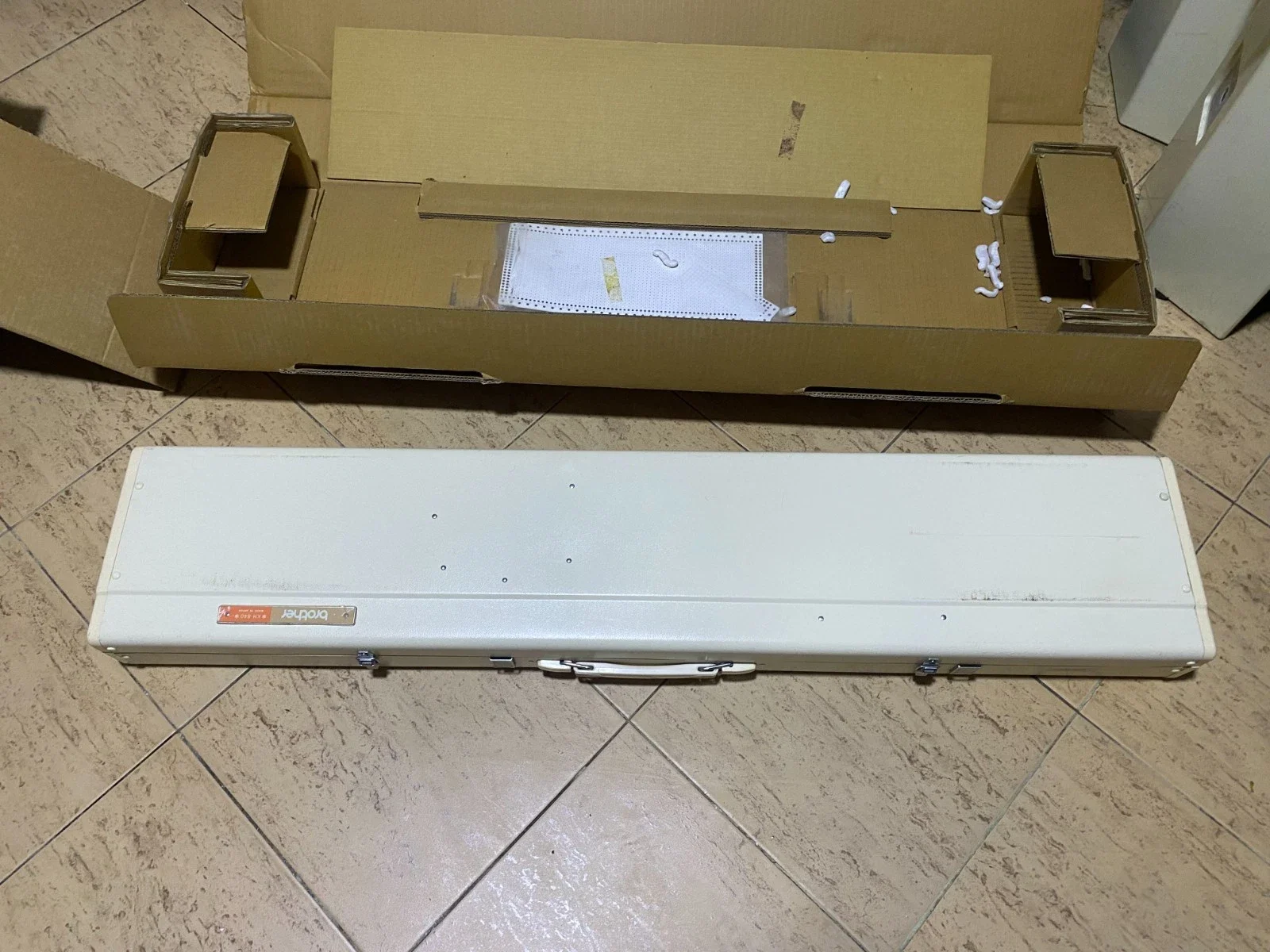 Brother KH-840/KR-830 Knitting Machine