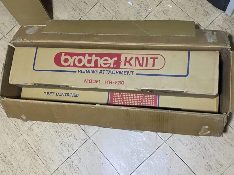 Brother KH-840/KR-830 Knitting Machine