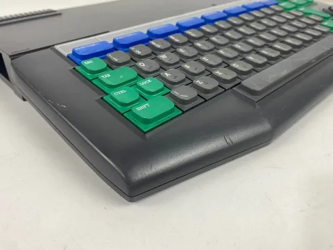 نظام كمبيوتر منزلي إنتربرايز 64