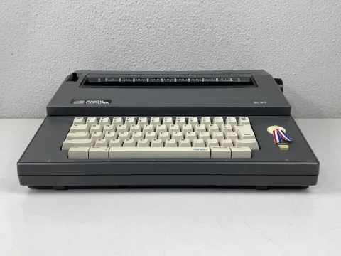 Smith Corona SL-80 آلة كاتبة معالج كلمات كهربائية شريط