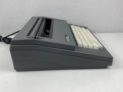 Smith Corona SL-80 آلة كاتبة معالج كلمات كهربائية شريط