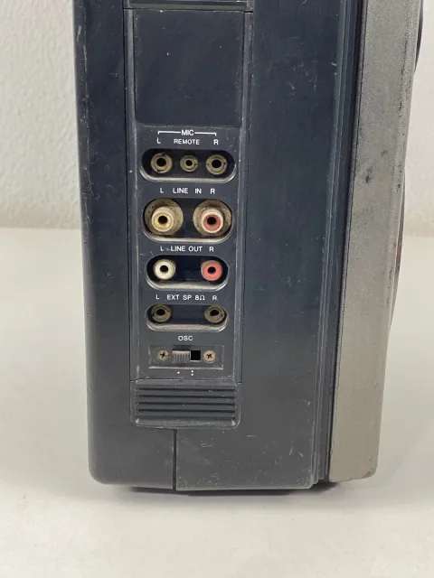 Old School Aiwa 950 Boombox Radio Cassette TPR-950A Ghettoblaster