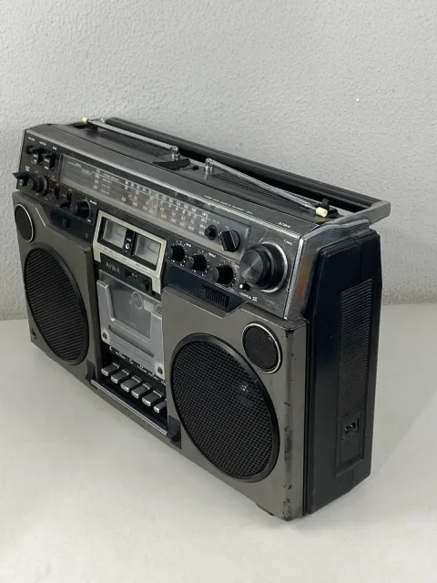Old School Aiwa 950 Boombox Radio Cassette TPR-950A Ghettoblaster