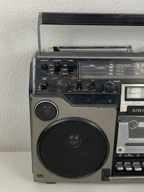 Old School Aiwa 950 Boombox Radio Cassette TPR-950A Ghettoblaster