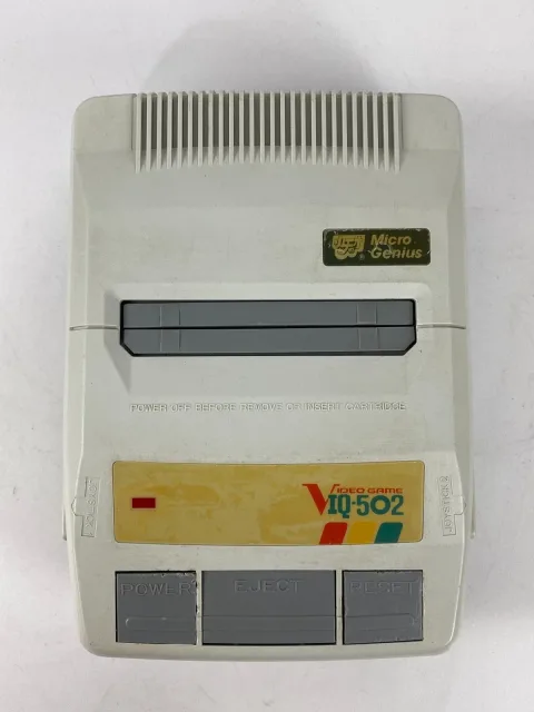 Micro Genius VIQ-502 Famiclone Famicom Video Game Console كمبيوتر العائله
