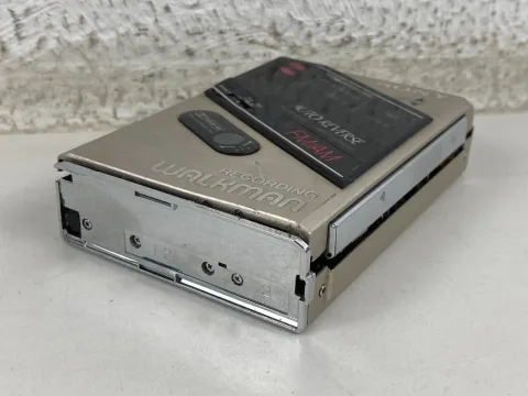 Sony WM-F202 Walkman Stereo Recorder Cassette Player Silver