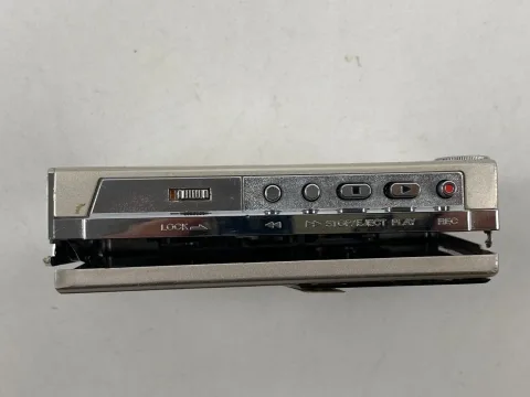 Sony WM-F202 Walkman Stereo Recorder Cassette Player Silver