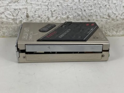Sony WM-F202 Walkman Stereo Recorder Cassette Player Silver