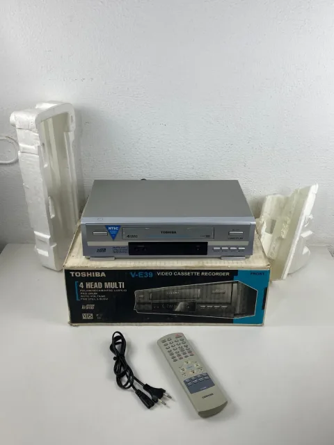 Toshiba V-E39 VHS Video Cassette Recorder VCR Secam Ntsc